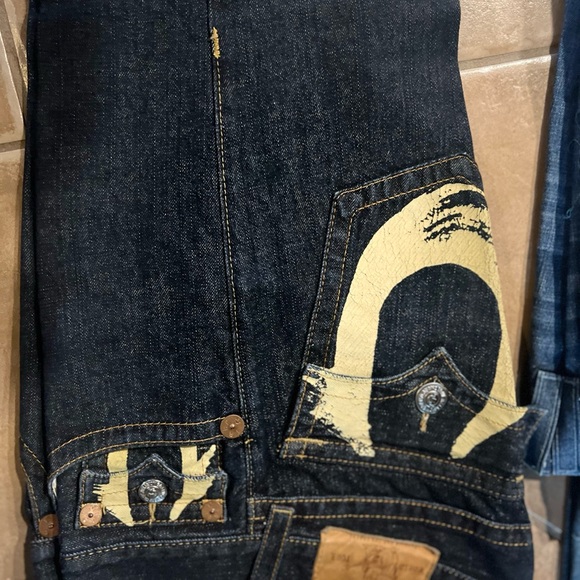MENS TRUE RELIGION JEANS EXCELLENT CONDITIONS 34x 32 - Picture 6 of 11
